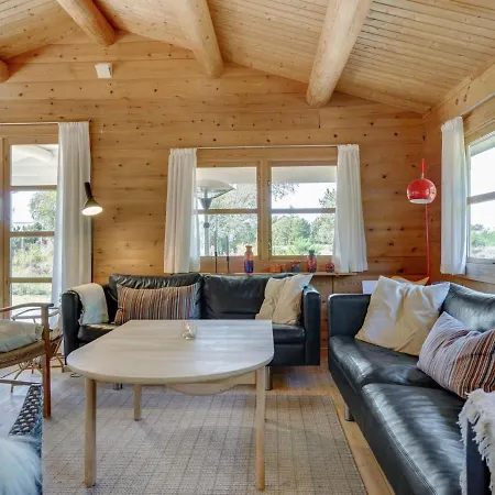 Holiday home Wimar - 200m From The Sea In Ne Jutland By Interhome Laeso