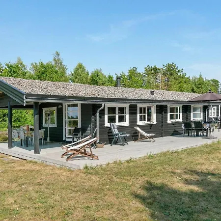 Wimar - 200m From The Sea In Ne Jutland By Interhome Laeso